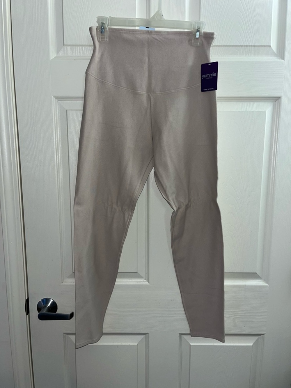 Yummie High-Waist Sculpting Leggings in Light Taupe